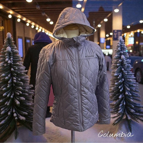 Columbia Sportswear Company Jackets & Blazers - Columbia Sportswear Women's Copper Crest II Lavender Hooded Jacket (Size Medium)